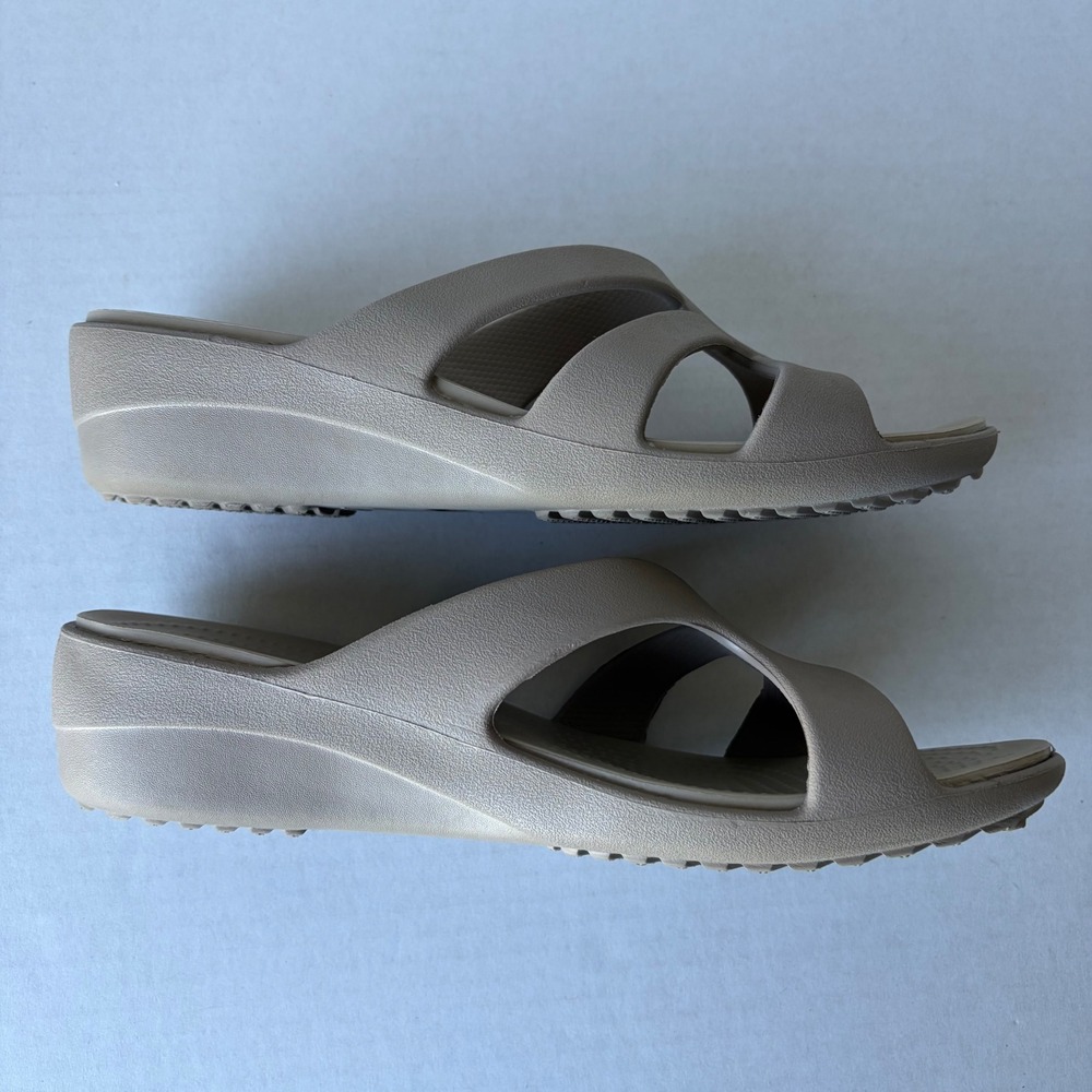 Crocs Sandal Taupe Tan Wedge Slide Womens 9 - Picture 6 of 12